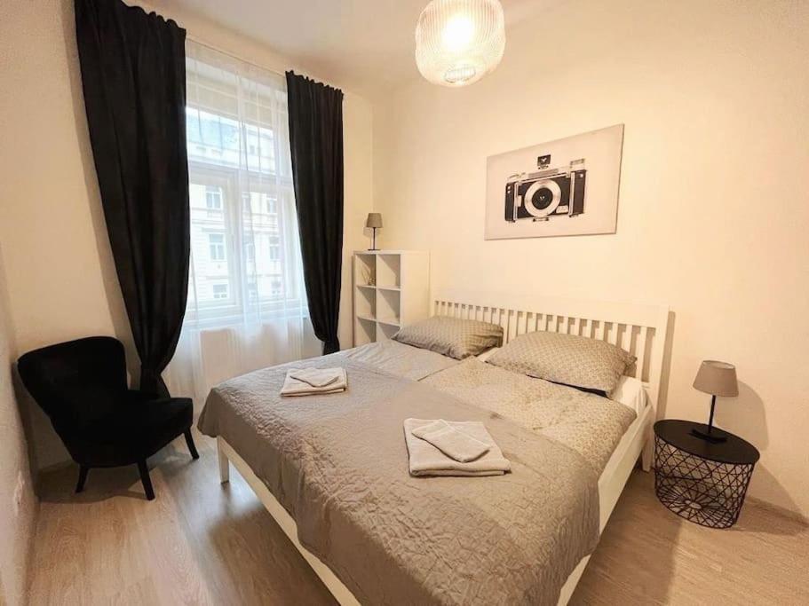Leger Residence Apartment Praga Esterno foto