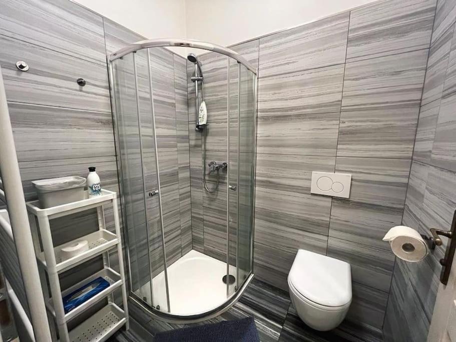 Leger Residence Apartment Praga Esterno foto